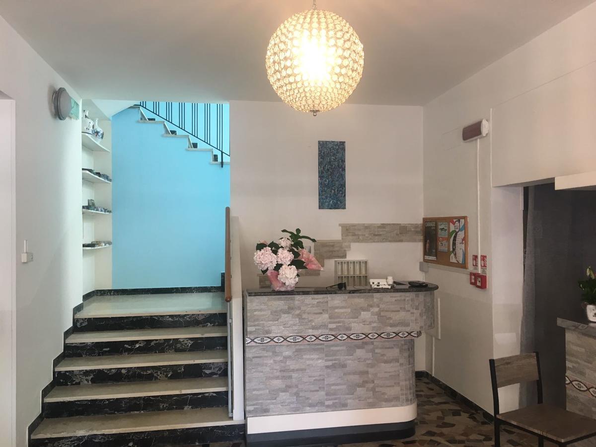 Hotel Rebola 里米尼 外观 照片